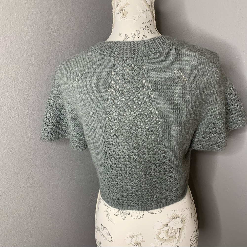 Lux Gray Button Cropped Cardigan Knitted Small - Picture 2 of 3